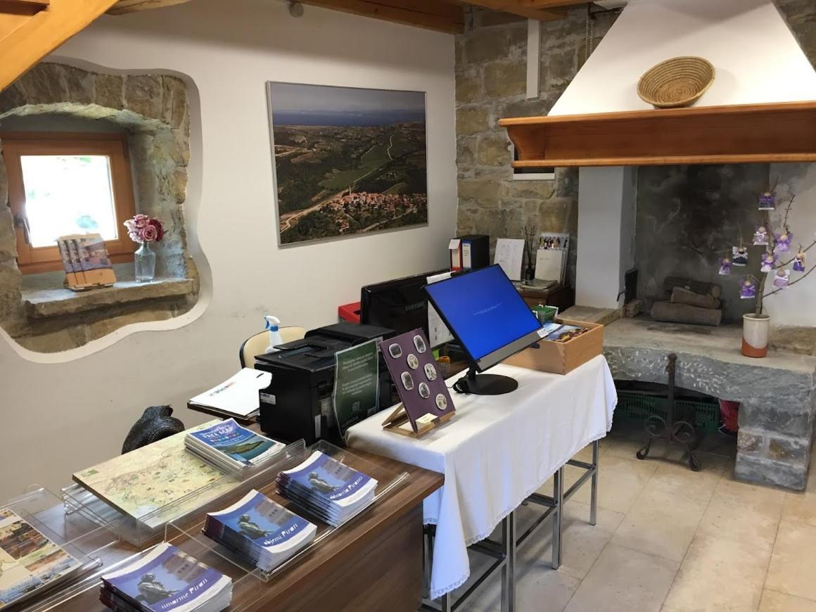 Apartments Padna Goja Εξωτερικό φωτογραφία